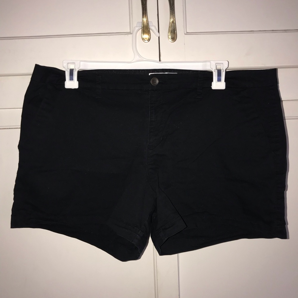 Old navy Black Shorts!
